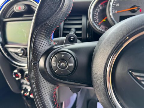 Mini Hatch 2.0 Cooper S Steptronic Euro 6 (s/s) 3dr 47