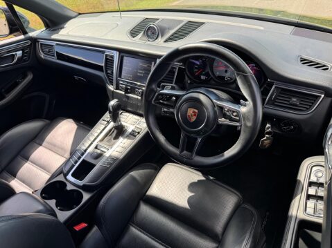 Porsche Macan 3.0 TD V6 S PDK 4WD Euro 6 (s/s) 5dr 26