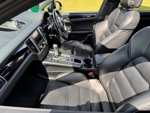 Porsche Macan 3.0 TD V6 S PDK 4WD Euro 6 (s/s) 5dr 46