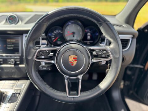 Porsche Macan 3.0 TD V6 S PDK 4WD Euro 6 (s/s) 5dr 51