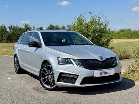 Skoda Octavia 2.0 TSI vRS DSG Euro 6 (s/s) 5dr 3