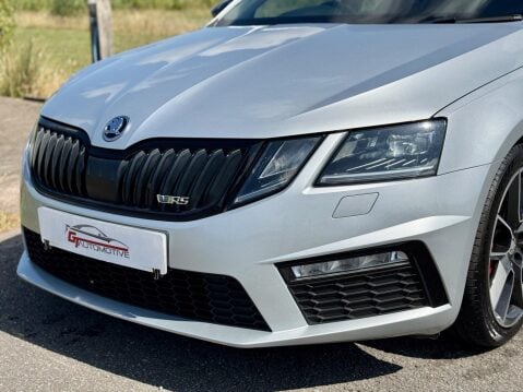 Skoda Octavia 2.0 TSI vRS DSG Euro 6 (s/s) 5dr 17
