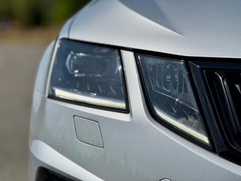 Skoda Octavia 2.0 TSI vRS DSG Euro 6 (s/s) 5dr 19