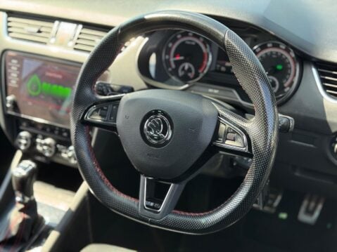Skoda Octavia 2.0 TSI vRS DSG Euro 6 (s/s) 5dr 31