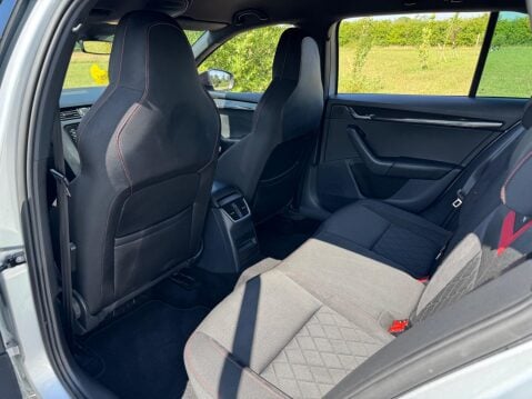 Skoda Octavia 2.0 TSI vRS DSG Euro 6 (s/s) 5dr 41