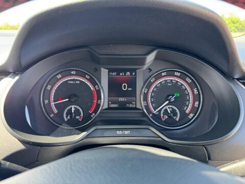 Skoda Octavia 2.0 TSI vRS DSG Euro 6 (s/s) 5dr 57