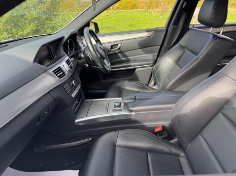 Mercedes-Benz E Class 2.1 E220 BlueTEC AMG Night Edition G-Tronic+ Euro 6 (s/s) 5dr 43