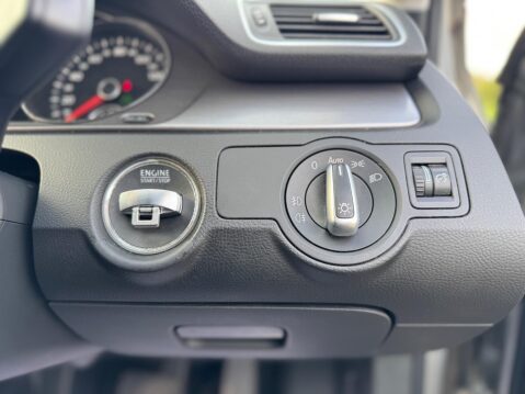 Volkswagen Passat 2.0 TDI BlueMotion Tech Executive Style DSG Euro 5 (s/s) 5dr 59