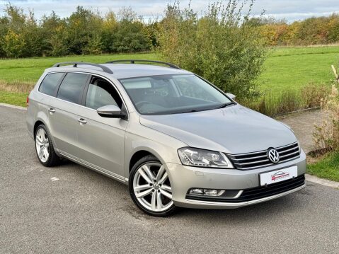 Volkswagen Passat 2.0 TDI BlueMotion Tech Executive Style DSG Euro 5 (s/s) 5dr 3
