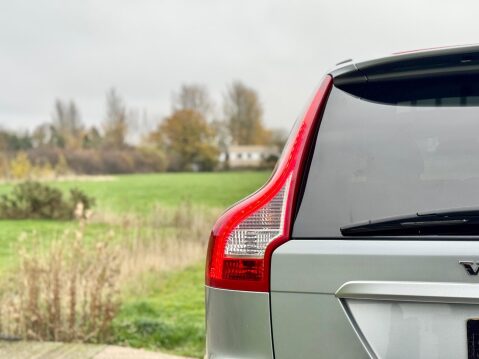 Volvo XC60 2.0 D4 R-Design Euro 6 (s/s) 5dr 68