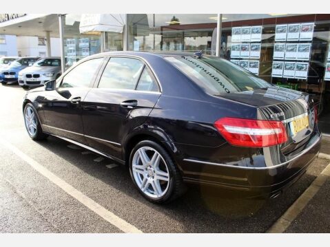 Mercedes-Benz E Class E350 CGI BLUEEFFICIENCY AVANTGARDE 3