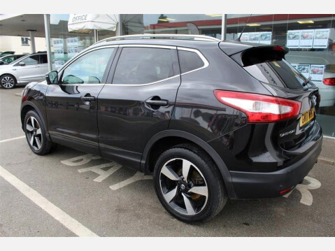Nissan Qashqai 1.2 DIG-T N-Connecta SUV 5dr Petrol Manual Euro 6 (s/s) (115 ps) 4