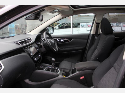 Nissan Qashqai 1.2 DIG-T N-Connecta SUV 5dr Petrol Manual Euro 6 (s/s) (115 ps) 5