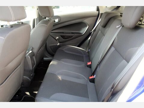 Ford Fiesta TITANIUM 8