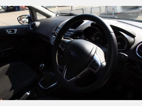 Ford Fiesta TITANIUM 11