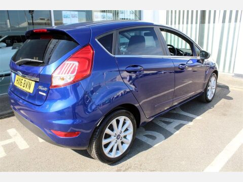 Ford Fiesta TITANIUM 6