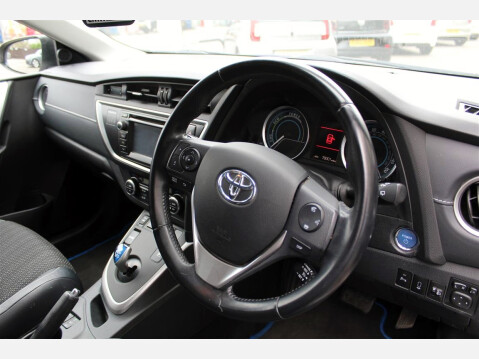 Toyota Auris EXCEL VVT-I 12