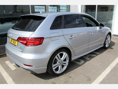 Audi A3 TFSI S LINE 7