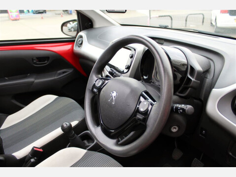 Peugeot 108 ACTIVE TOP 12