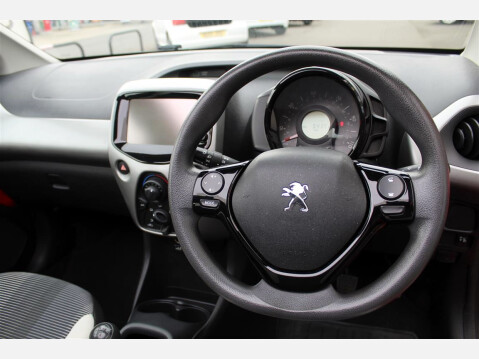 Peugeot 108 ACTIVE TOP 13