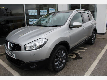 Nissan Qashqai TEKNA IS PLUS 2