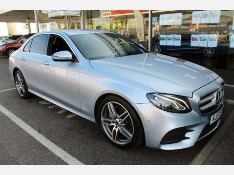 Mercedes-Benz E Class E 220 D AMG LINE 4