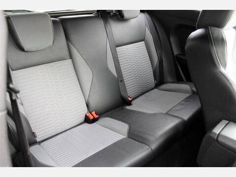 Ford Fiesta ST-2 10