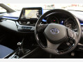 Toyota C-HR DYNAMIC 13