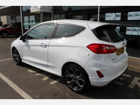 Ford Fiesta ST-LINE 3