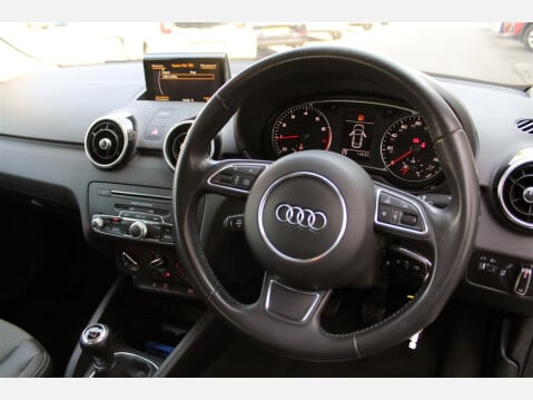 Audi A1 SPORTBACK TFSI SPORT NAV 12