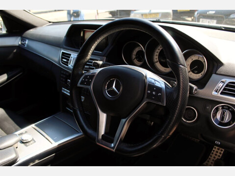Mercedes-Benz E Class E250 CDI AMG SPORT 11