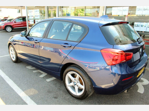 BMW 1 Series 118I SE 3