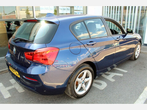 BMW 1 Series 118I SE 12