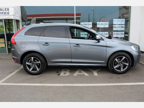Volvo XC60 D4 R-DESIGN LUX NAV 5