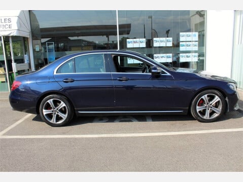 Mercedes-Benz E Class E 220 D SE 5