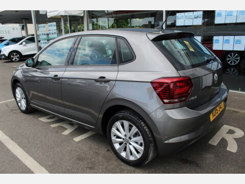 Volkswagen Polo SEL TSI DSG 3
