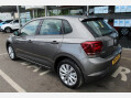 Volkswagen Polo SEL TSI DSG 3