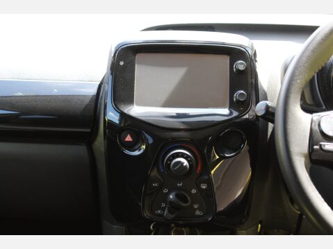 Toyota Aygo VVT-I X-CITE 3 10