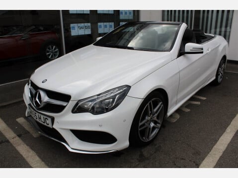 Mercedes-Benz E Class E220 BLUETEC AMG LINE 1