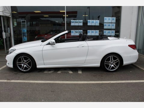 Mercedes-Benz E Class E220 BLUETEC AMG LINE 2
