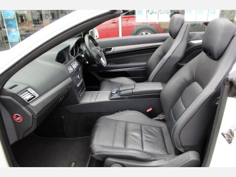 Mercedes-Benz E Class E220 BLUETEC AMG LINE 9
