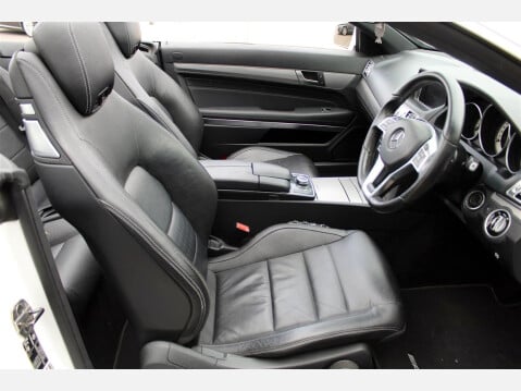 Mercedes-Benz E Class E220 BLUETEC AMG LINE 11