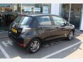 Toyota Yaris VVT-I ICON PLUS 4