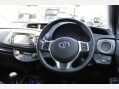 Toyota Yaris VVT-I ICON PLUS 8