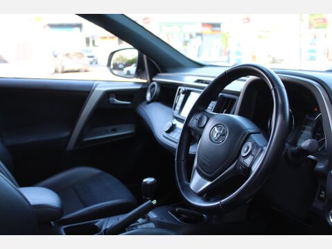 Toyota Rav 4 VVT-I ICON AWD 7