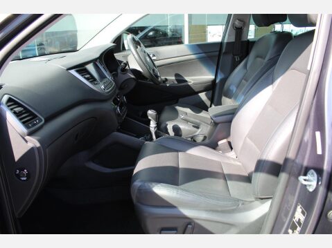 Hyundai TUCSON CRDI PREMIUM BLUE DRIVE 6