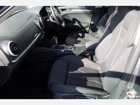 Audi A3 SPORTBACK E-TRON 8