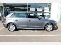 Audi A3 SPORTBACK E-TRON 5