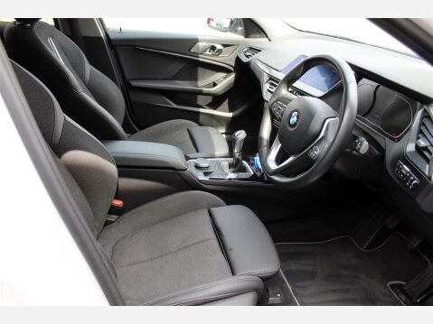 BMW 1 Series 118I SPORT 11