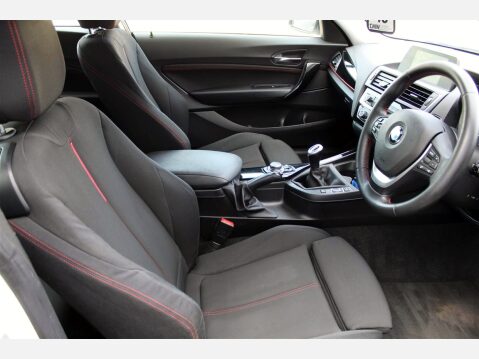 BMW 2 Series 218D SPORT 8
